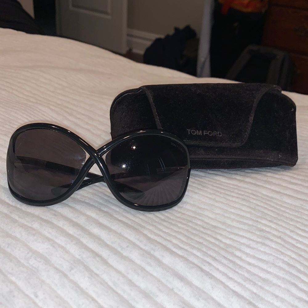 Tom Ford ‘Whitney’ Sunglasses with Case